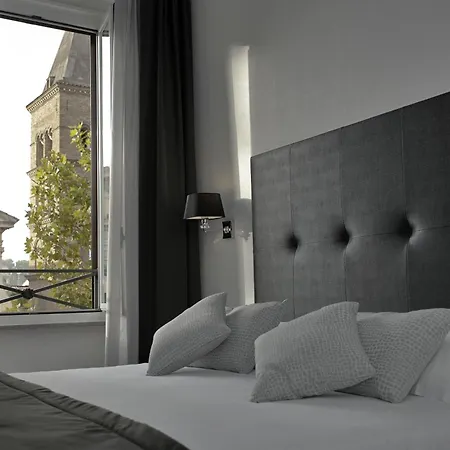 A Trastevere Da M.e. بيت ضيافة روما